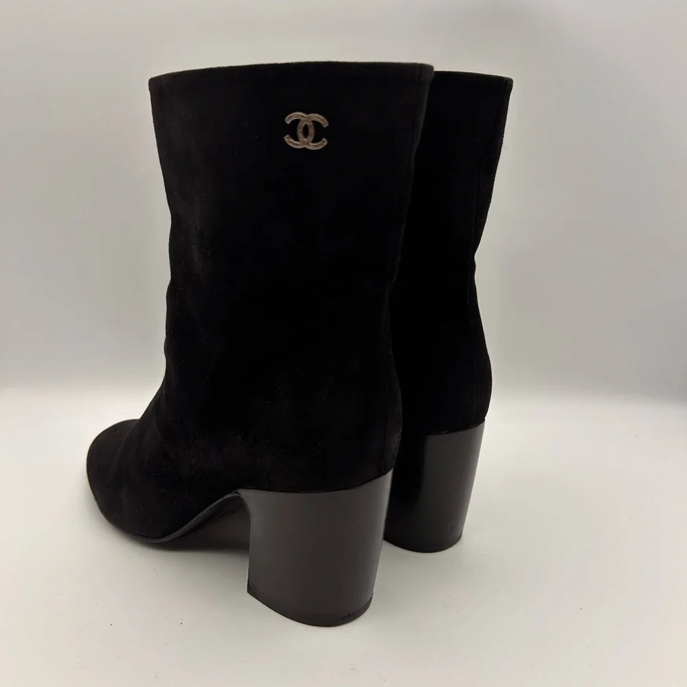 CHANEL Black Suede CC Calfskin Short Boots Made in Italy Size 38 Box Dustbags